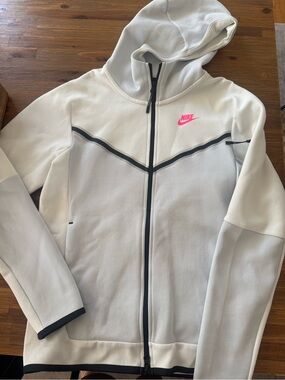 Nike White Hooded Zip Jacket with Pink Logo and Black Trim